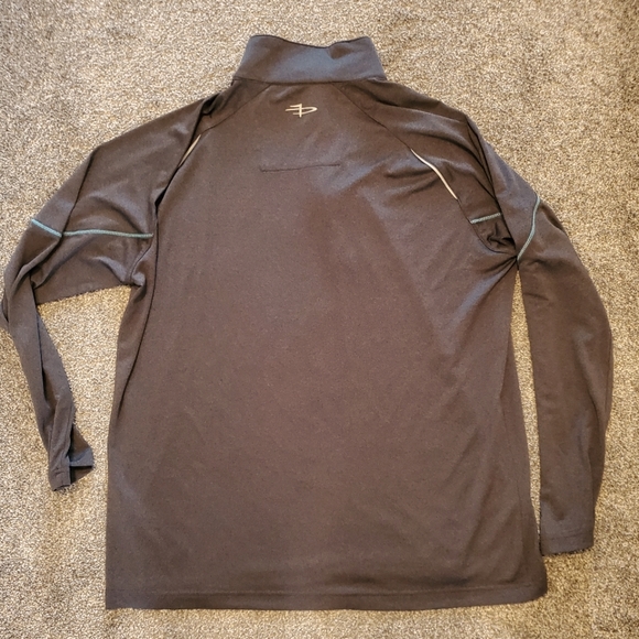 Lightweight Golf 1/4 Zip Pullover - Picture 2 of 4
